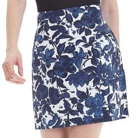 S.C. & CO. Women's Comfortable Stretch Double Wraparound Skort - Picture 2 of 12